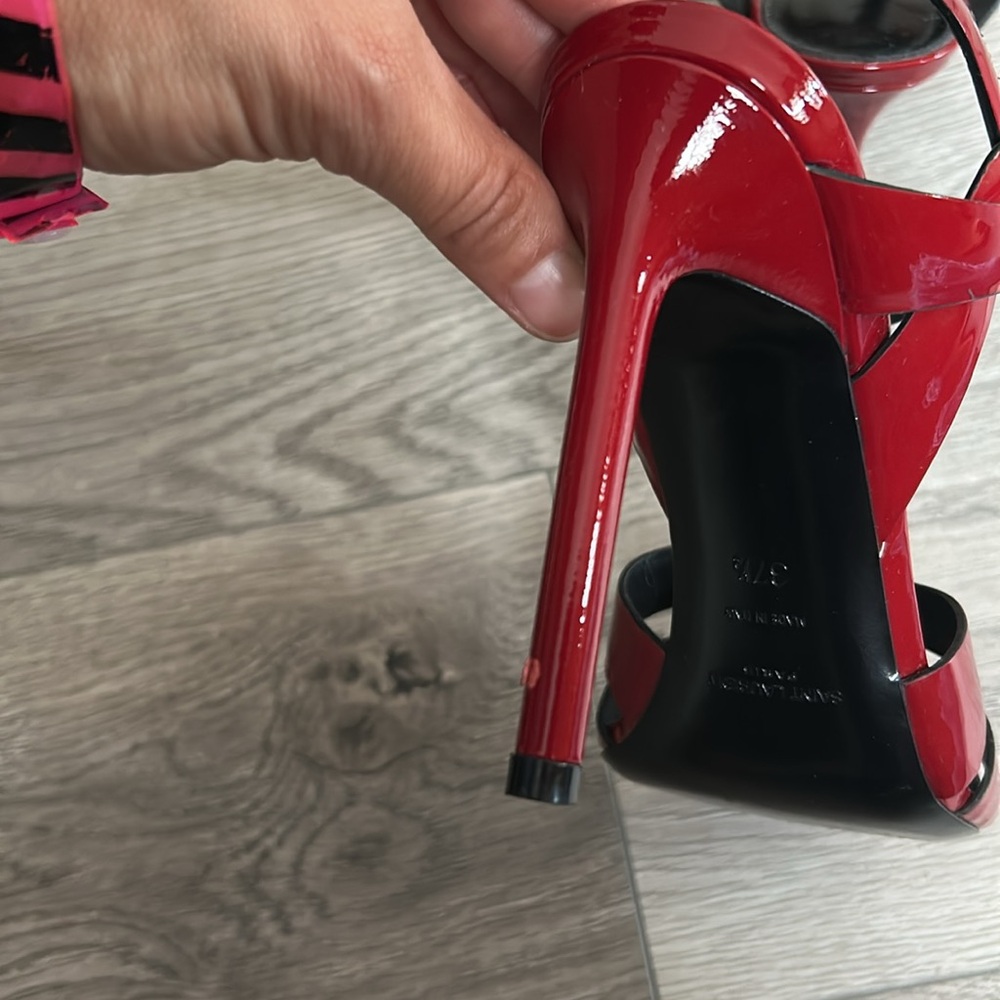 Saint Laurent Red Patent Leather Sandals - Picture 7 of 11